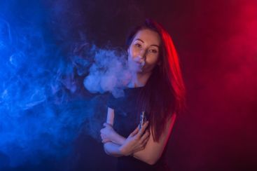 Cẩm nang chơi khói cho người lần đầu hút Vape và Pod System