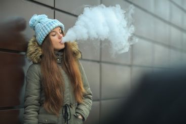 Tại sao tinh dầu Vape bị đóng cặn li ti sau một thời gian sử dụng?