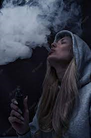 Tổng hợp những điều cần tránh khi hút Vape dành cho tấm chiếu mới