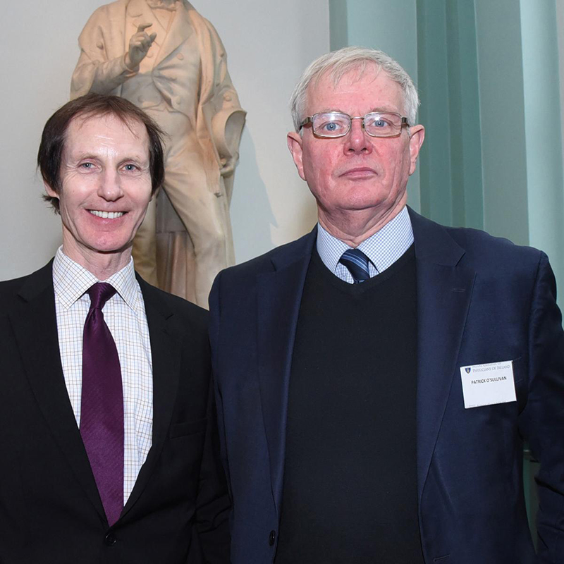 Tiến sỹ Patrick Doorley (Trái) và tiến sỹ Patrick O'Sullivan​ (Phải) của AHS Ireland